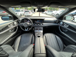 Mercedes E-Class фото 9