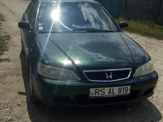 Honda Accord foto 1