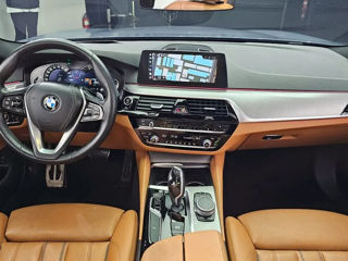 BMW 5 Series foto 7