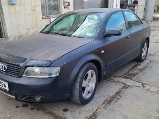 Audi A4 foto 2