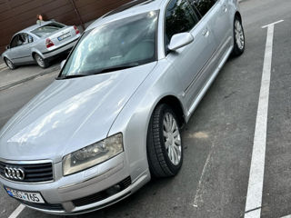 Audi A8 foto 3