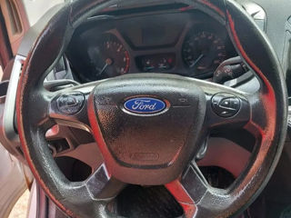 Ford Custom foto 8