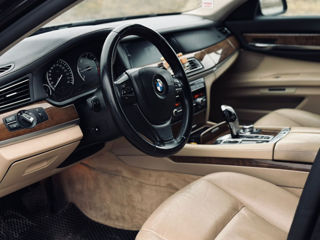 BMW 7 Series foto 9