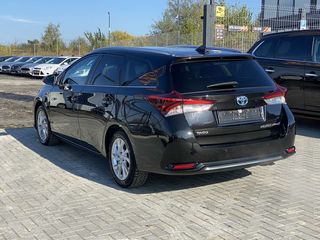 Toyota Auris foto 3