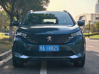 Peugeot 5008 foto 1