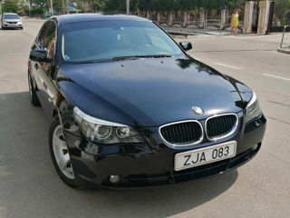 BMW 5 Series foto 6