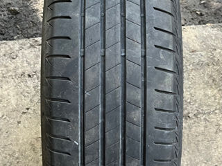 Продам 1 б.у шину 215/60 R17 Bridgestone T005