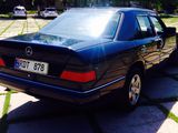 Mercedes Series (W124) foto 5