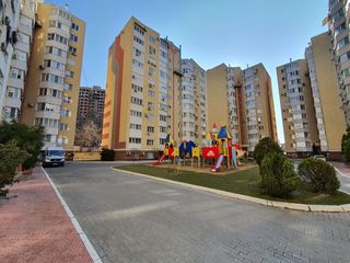 New City, 3 odăi, 115 m.p. foto 1