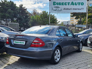 Mercedes E-Class foto 2