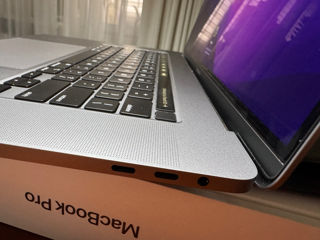 Macbook Pro 16 / i9 / 1Tb foto 3