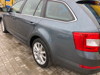 Skoda Octavia foto 2