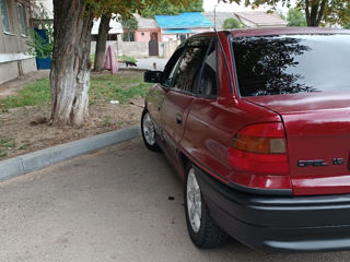 Opel Astra foto 3