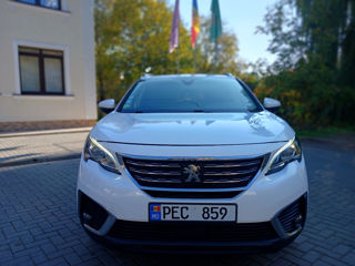 Peugeot 5008 foto 2