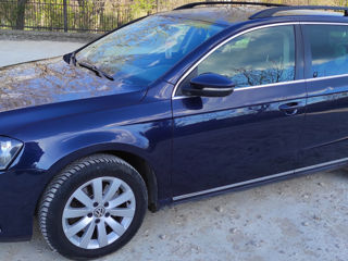 Volkswagen Passat foto 6