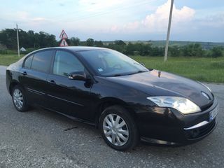 Renault Laguna foto 2