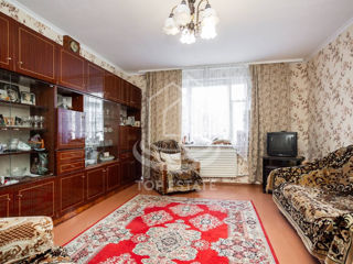 Apartament cu 3 camere, 73 m², Botanica, Chișinău foto 3