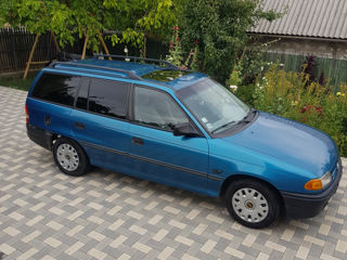 Opel Astra foto 4