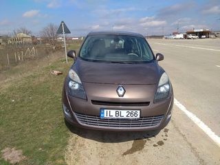 Renault Grand Scenic foto 5