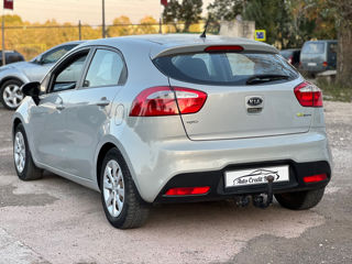 KIA Rio foto 10