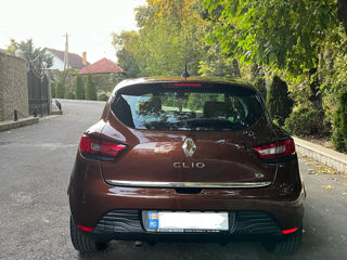 Renault Clio foto 7