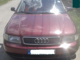 Audi A4 foto 4