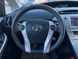 Toyota Prius foto 13