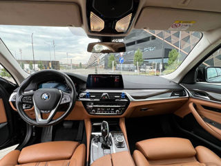 BMW 5 Series foto 8