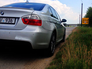 BMW 3 Series фото 4