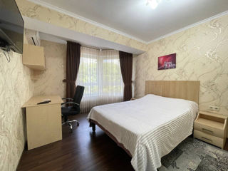 Apartament cu 2 camere, 75 m², Poșta Veche, Chișinău foto 7