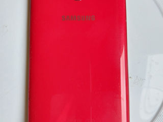Телефон Samsung A30.