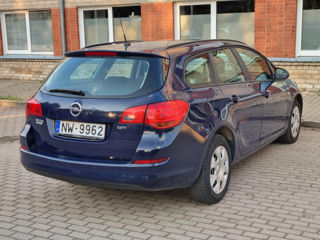 Opel Astra foto 4