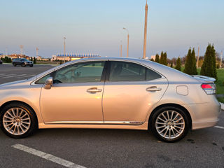 Lexus HS Series foto 3