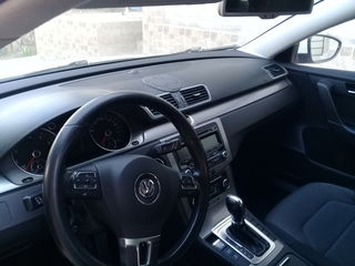 Volkswagen Passat foto 8