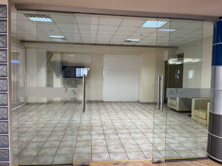 chirie  spatiu comercial 600 m2. str. calea iesilor.. chisinau prima linie . foto 4