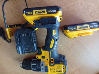 Шуруповёрт DeWalt DCD 791 foto 1