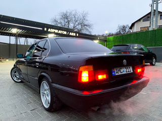 BMW 5 Series foto 12