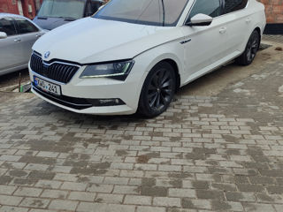 Skoda Superb foto 8