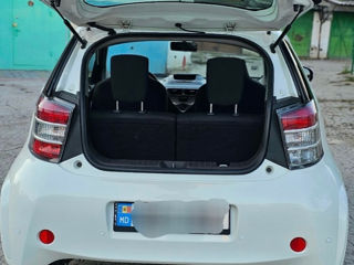 Toyota iQ foto 5