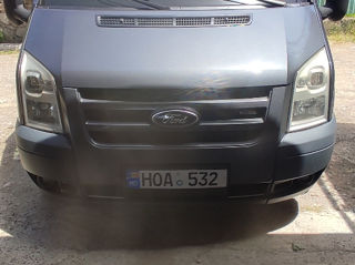 Ford Trasit foto 3