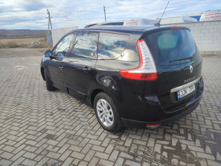 Renault Grand Scenic foto 4