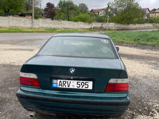 BMW 3 Series foto 5