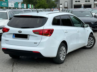 KIA Ceed foto 3