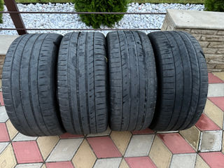 Vind 4 cauciucuri Michelin 265/45/R20.