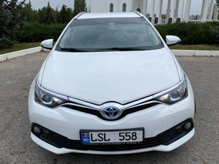 Toyota Auris foto 3