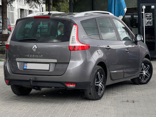 Renault Grand Scenic foto 3