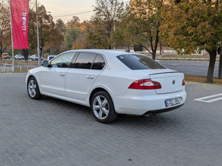 Skoda Superb foto 8