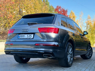 Audi Q7 foto 2