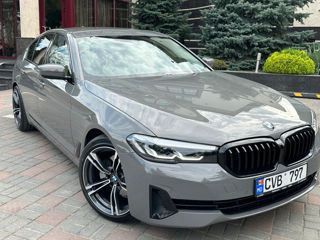 BMW 5 Series foto 2