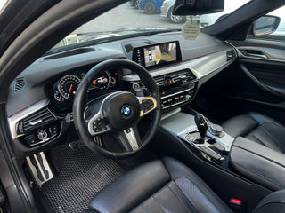 BMW 5 Series foto 6